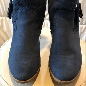Blue Cobalt Ankle Boot 7/CityClassified